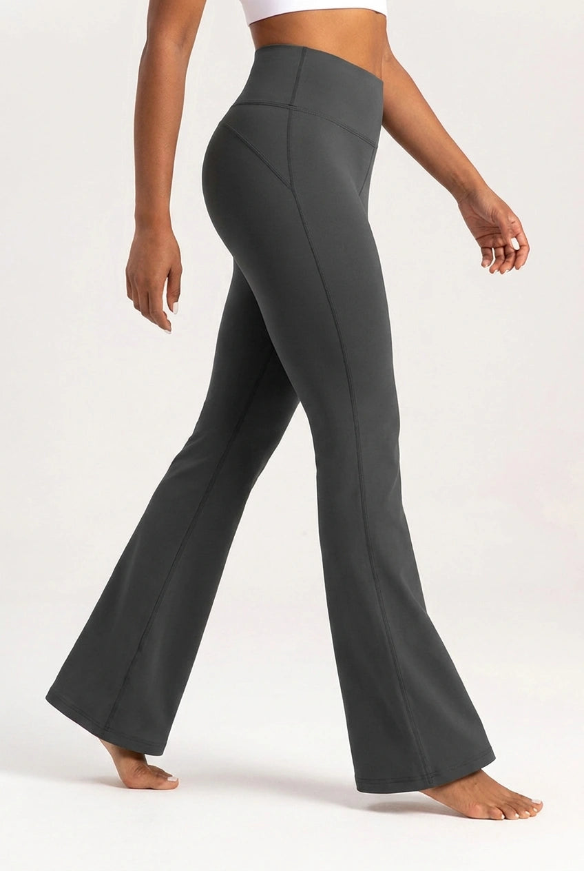 Model is 164cm, wearing M