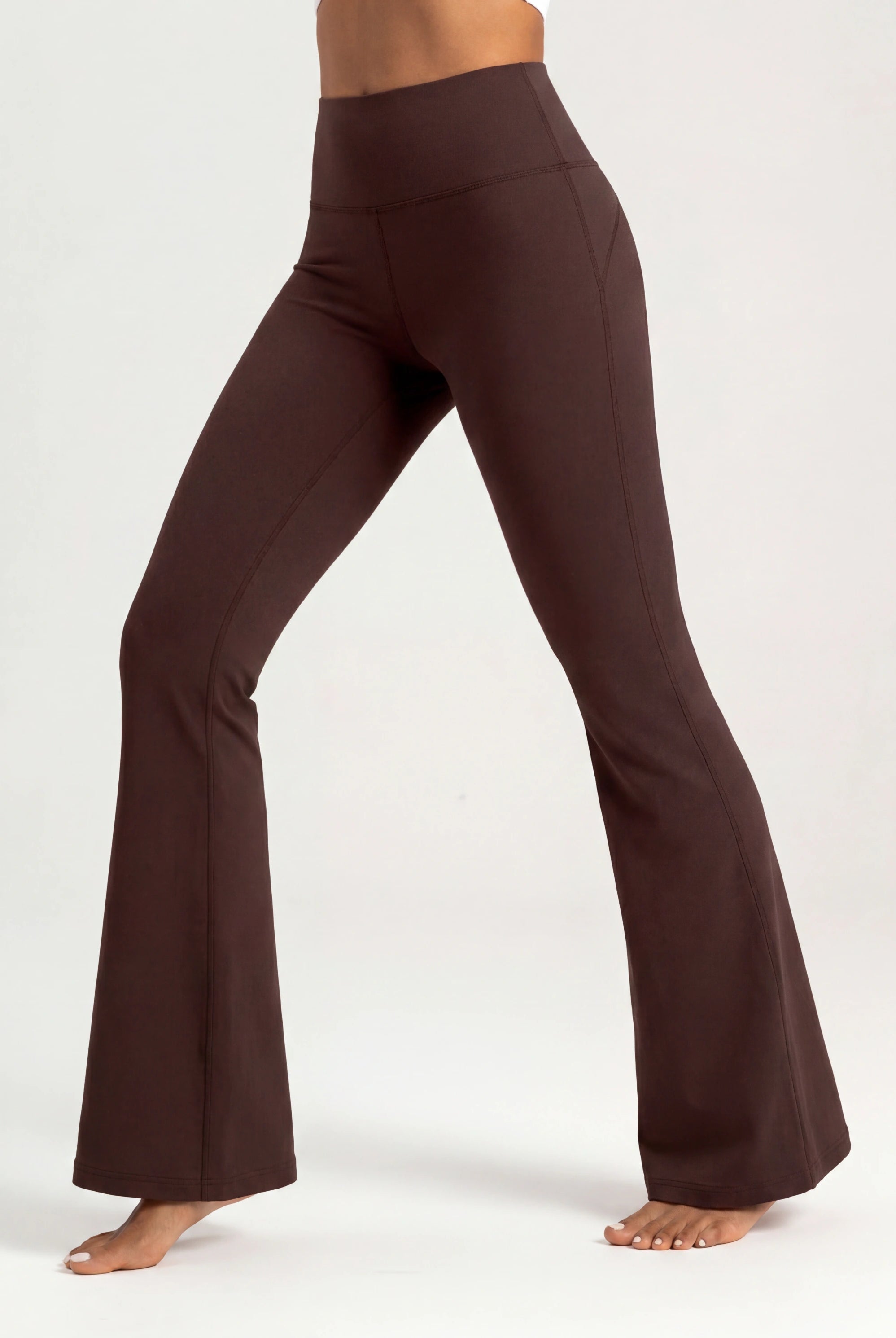 Model is 164cm, wearing M