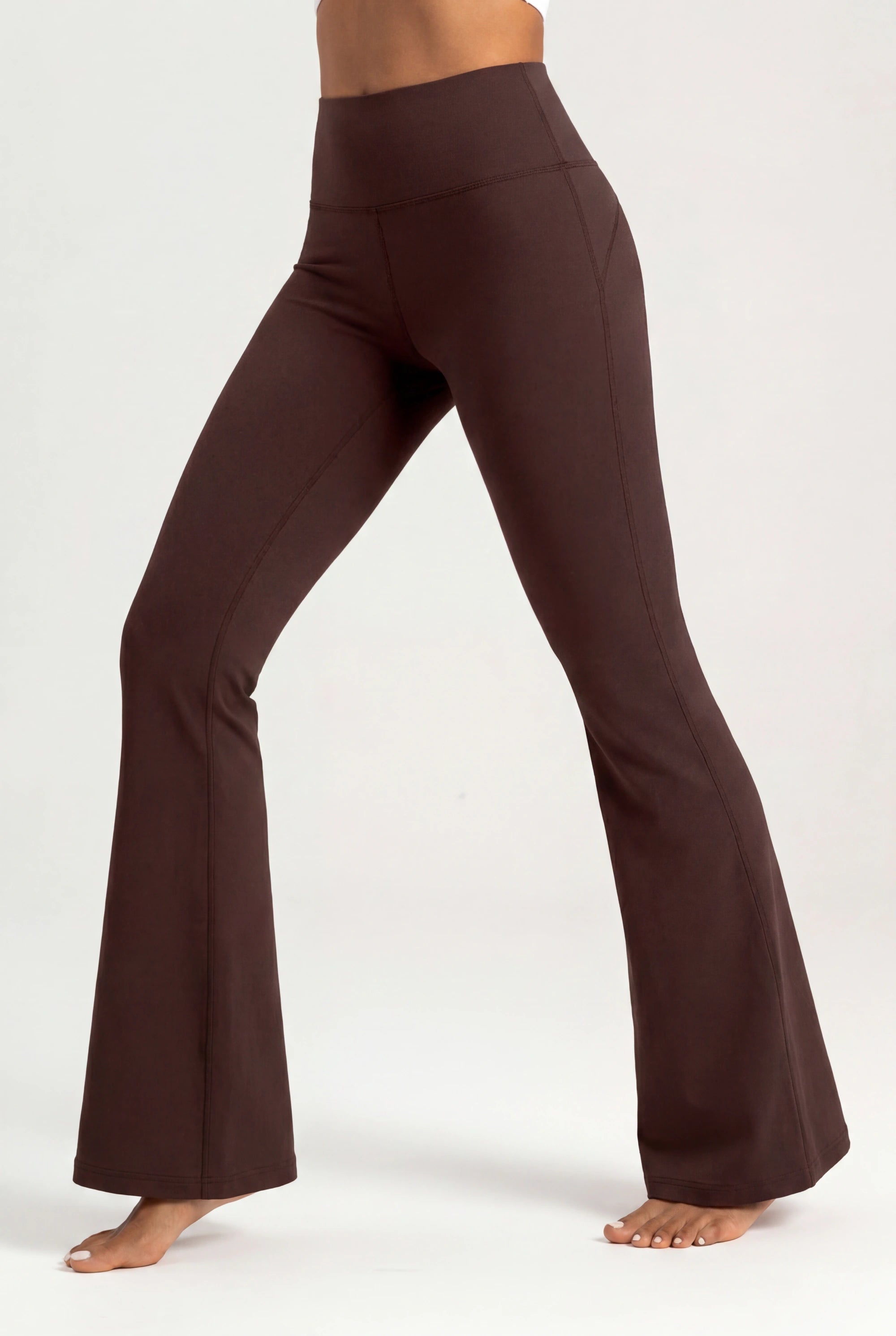 Model is 164cm, wearing M