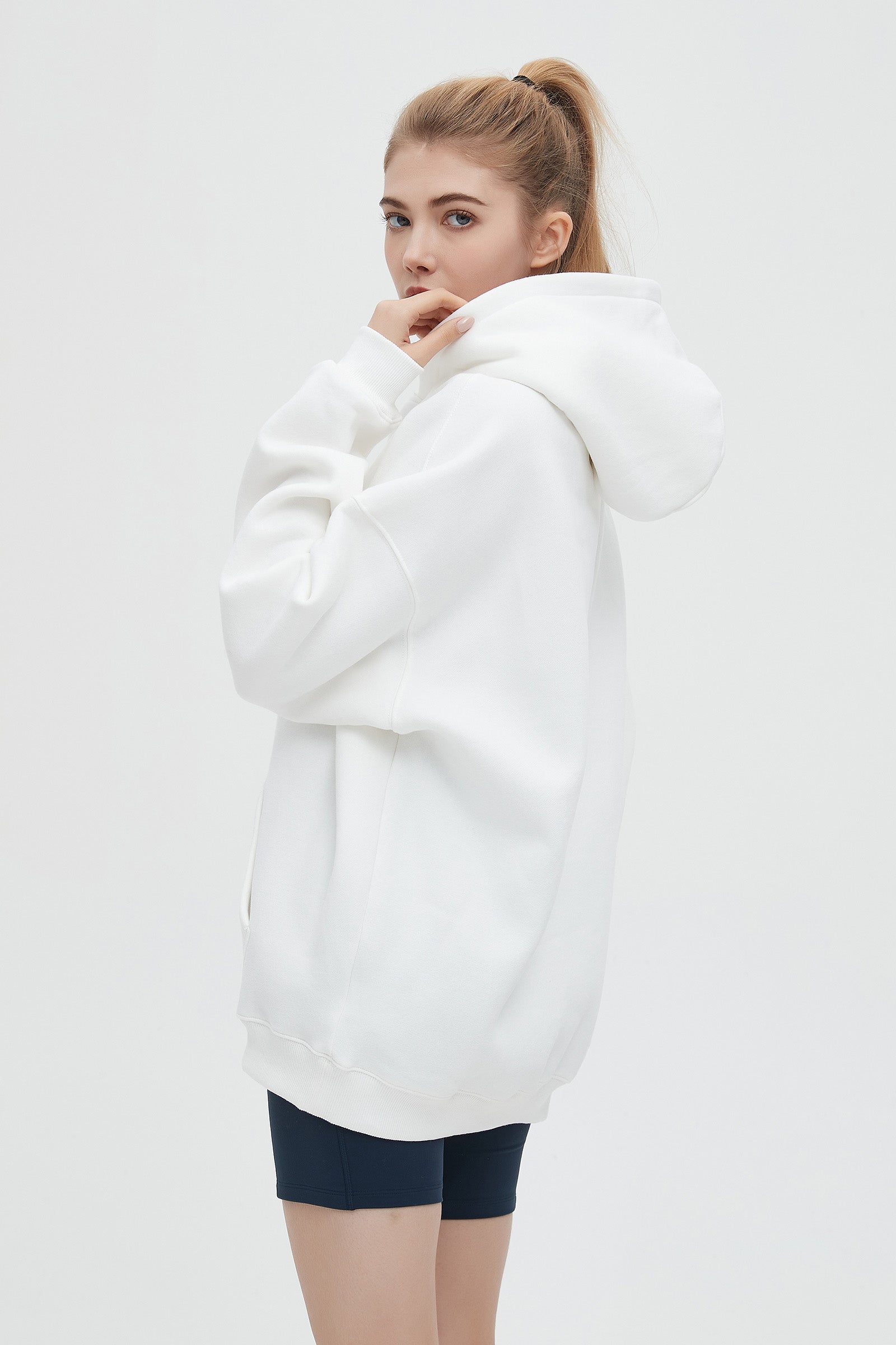 UNISEX OVERSIZED HOODIE 薄絨休閒連帽衛衣