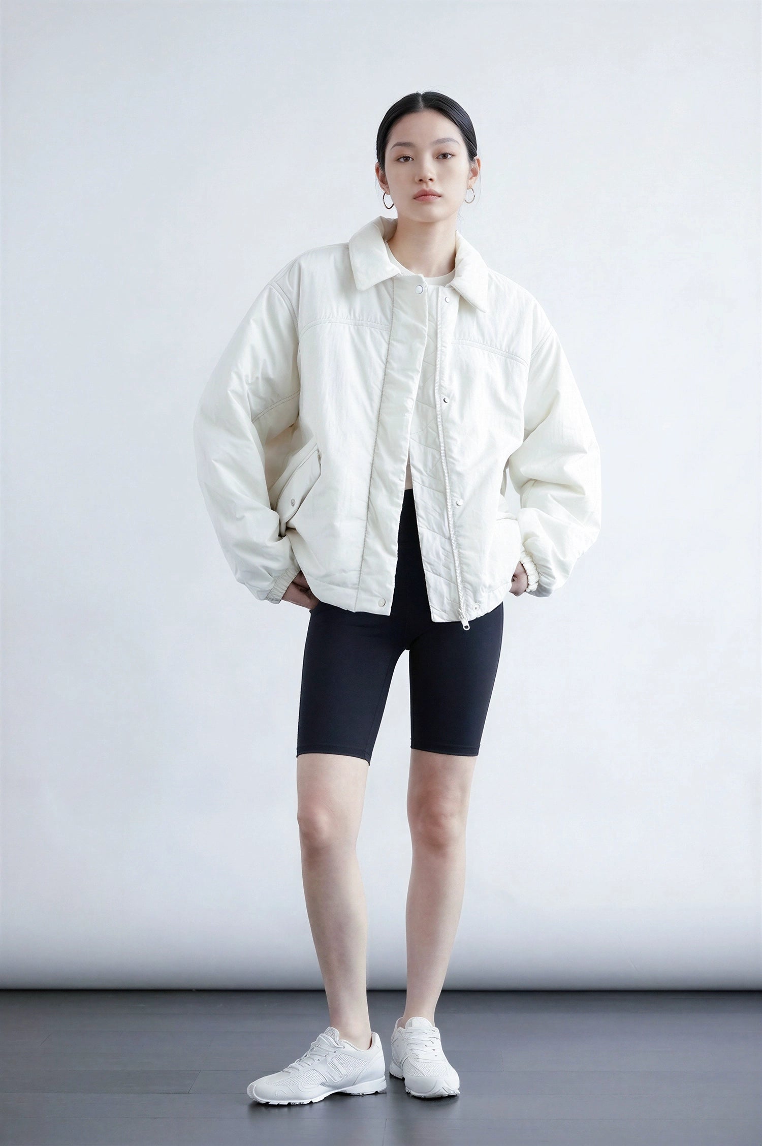 Model is 164cm and wears a size M